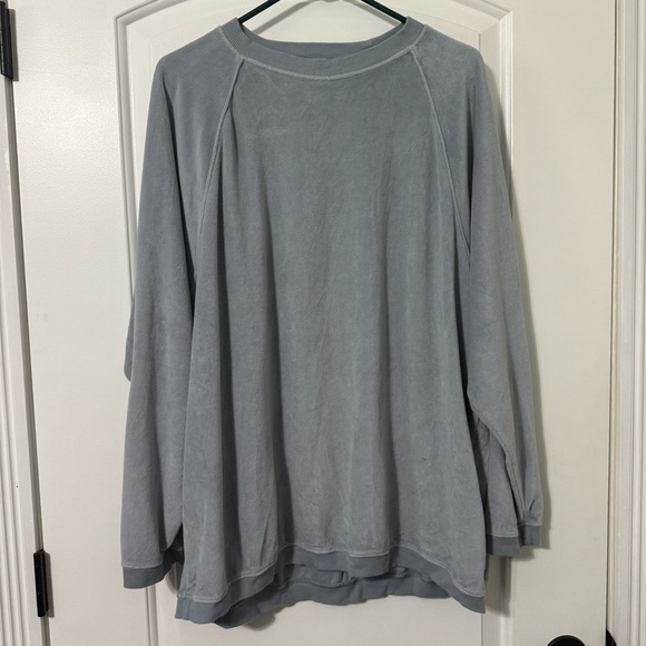 aerie Tops - Aerie Real Obsessed Velour Crew Neck Sweatshirt Oversized Women’s Size Medium